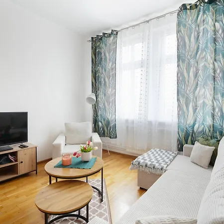 Daire Spacious By Bookinghost Kolobrzeg