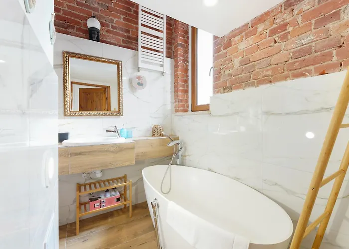 Spacious By Bookinghost * Kolobrzeg